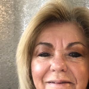 Meet your Posher, Dottie